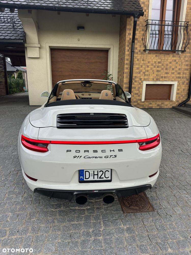 Porsche 911 - 8