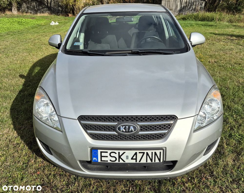Kia Ceed Cee'd 1.4 Comfort - 4
