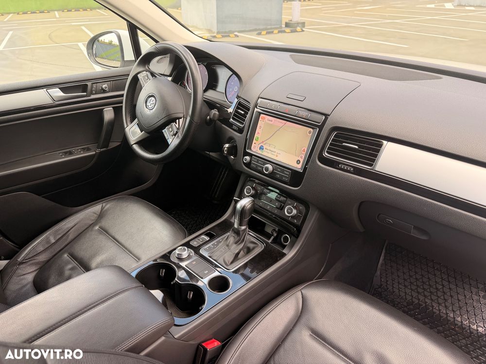Volkswagen Touareg 3.0 V6 TDI BMT - 10