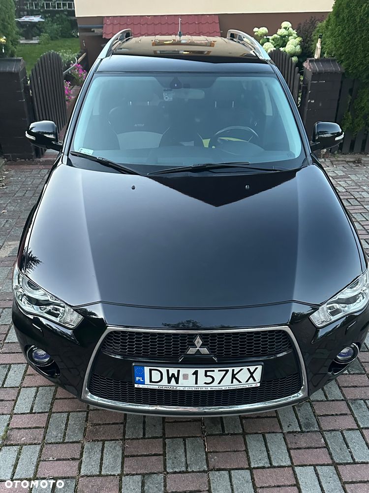 Mitsubishi Outlander 2.0 DID Intense + - 12