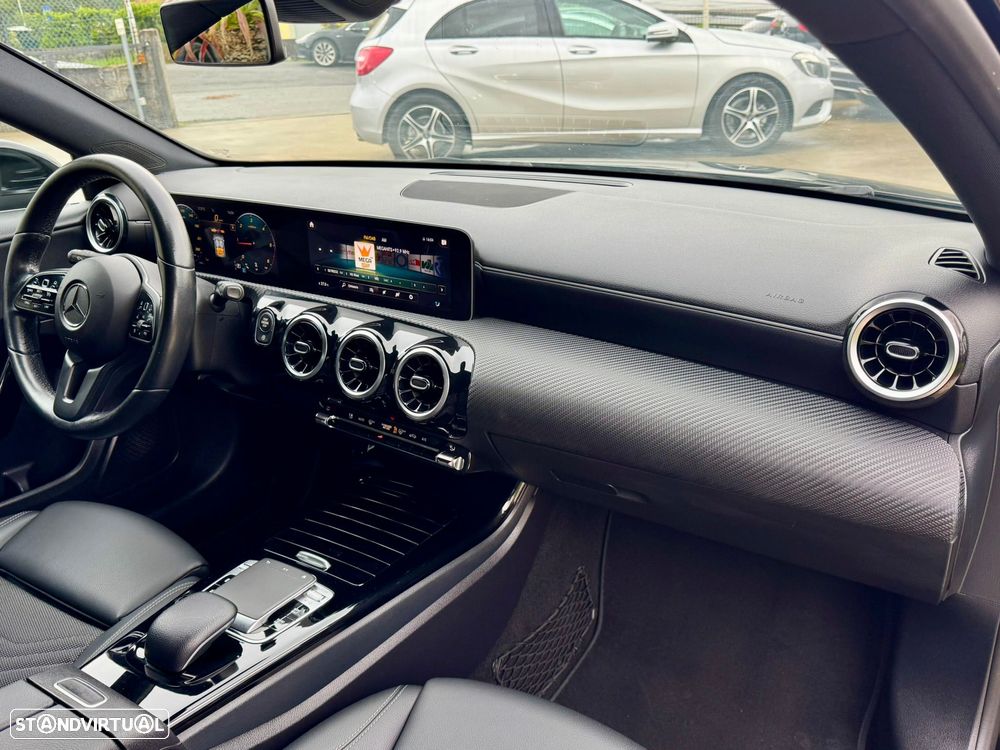 Mercedes-Benz A 180 d 7G-DCT AMG Line - 5