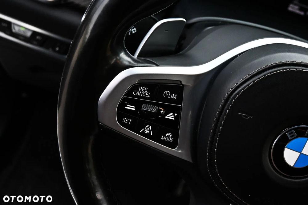 BMW X6M - 23