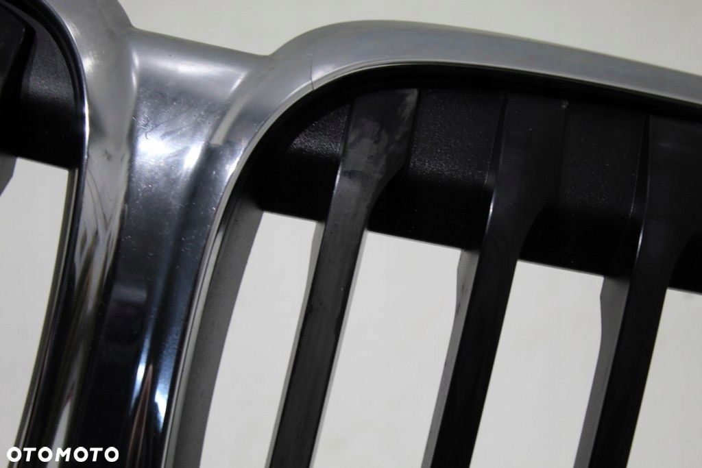 BMW X1 F48 F49 Lift Grill Nerka - 2