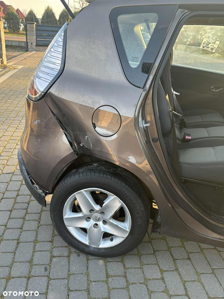 Renault Scenic dCi 110 EDC LIMITED - 12