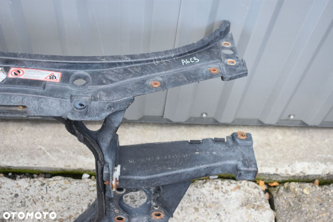 PAS PRZEDNI AUDI A6 C5 - 5