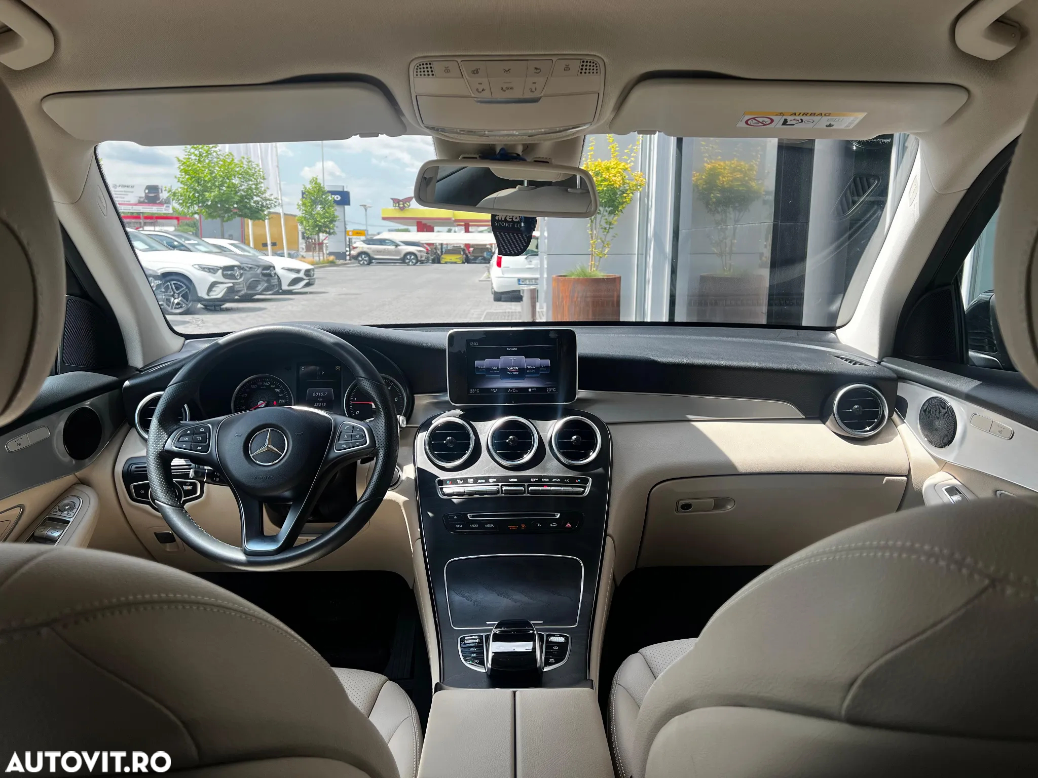 Mercedes-Benz GLC 250 d 4MATIC - 11