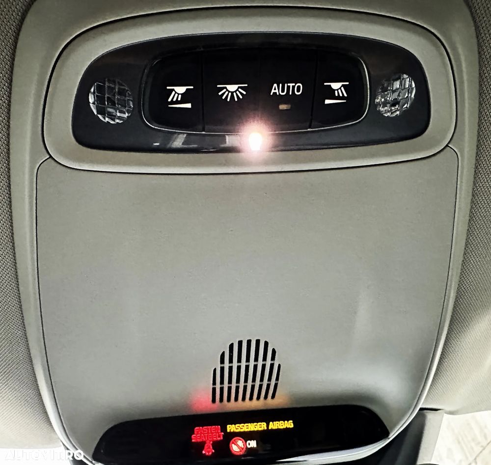 Volvo V40 D2 Geartronic Summum - 17