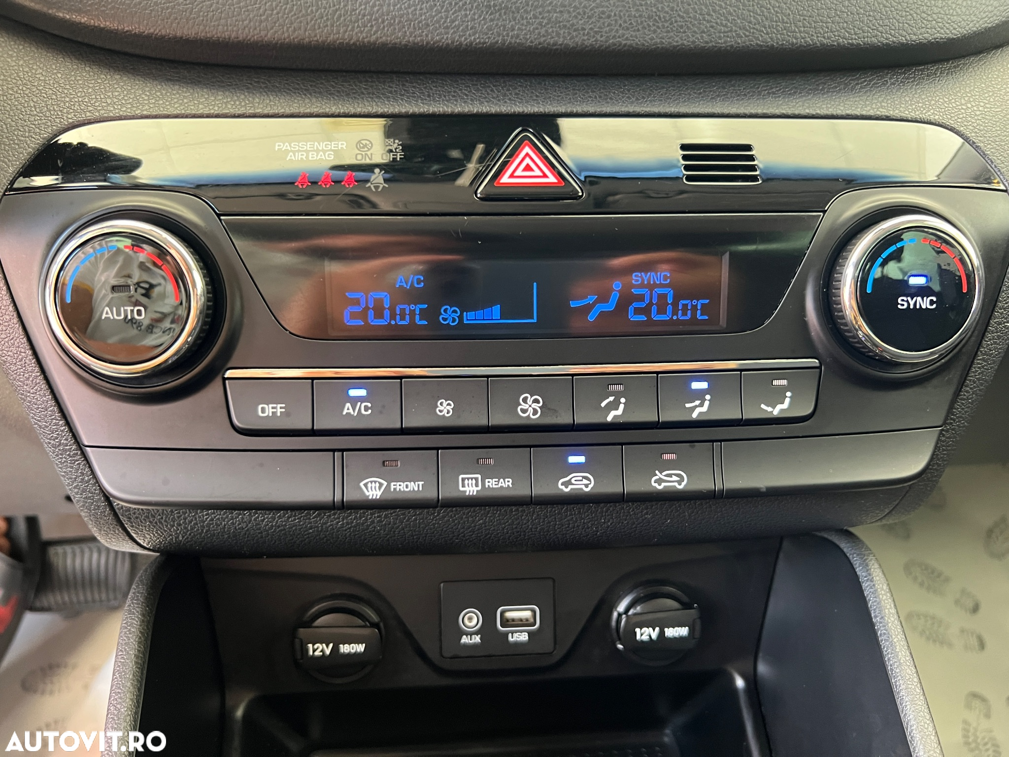 Hyundai Tucson blue 1.7 CRDi 2WD DCT Premium - 14