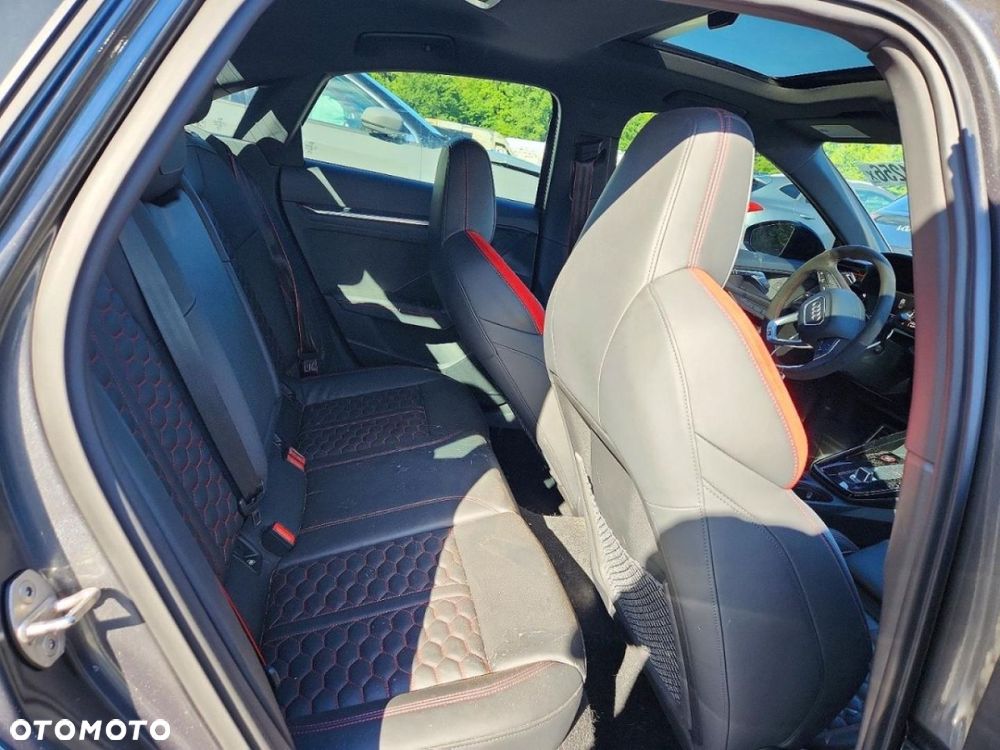 Audi RS3 Limousine - 10