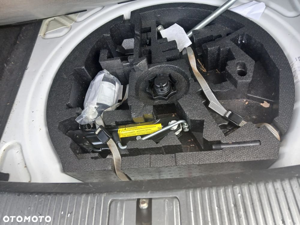 Audi A3 Sportback 1.6 TDI DPF Ambiente - 7