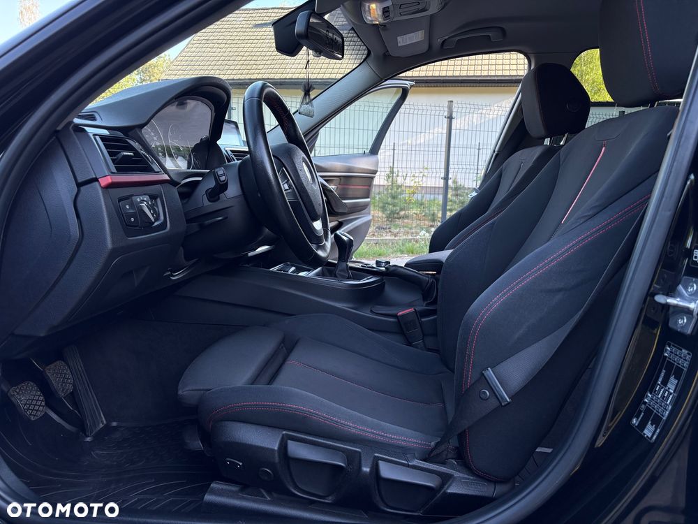 BMW Seria 3 320d Blue Performance Sport Line - 25