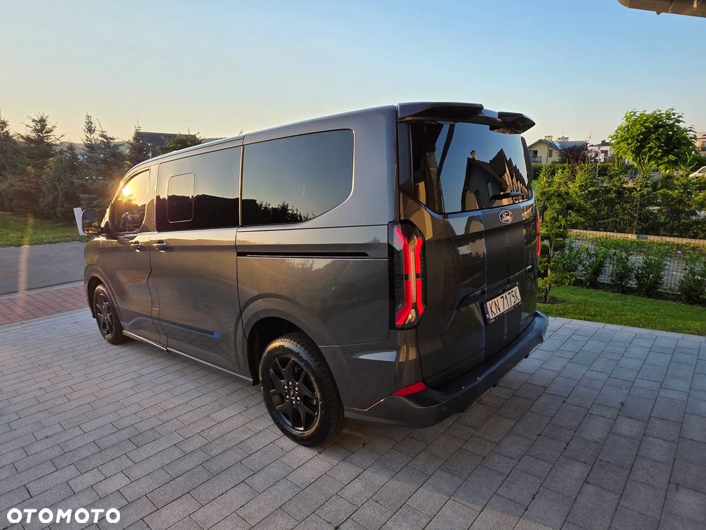 Ford Tourneo Custom 320 L1H1 VA Autm Sport - 3
