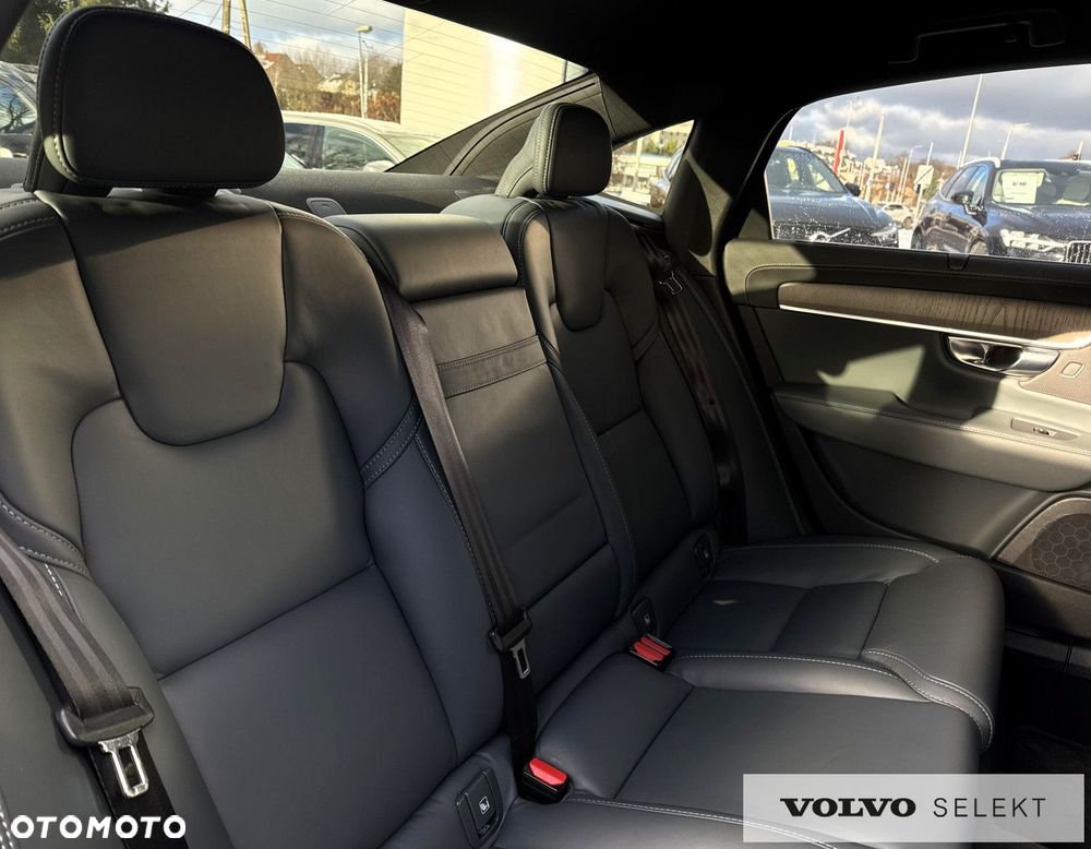 Volvo S90 - 32