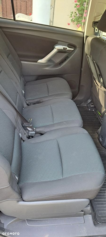 Toyota Verso 2.0 D-4D - 2