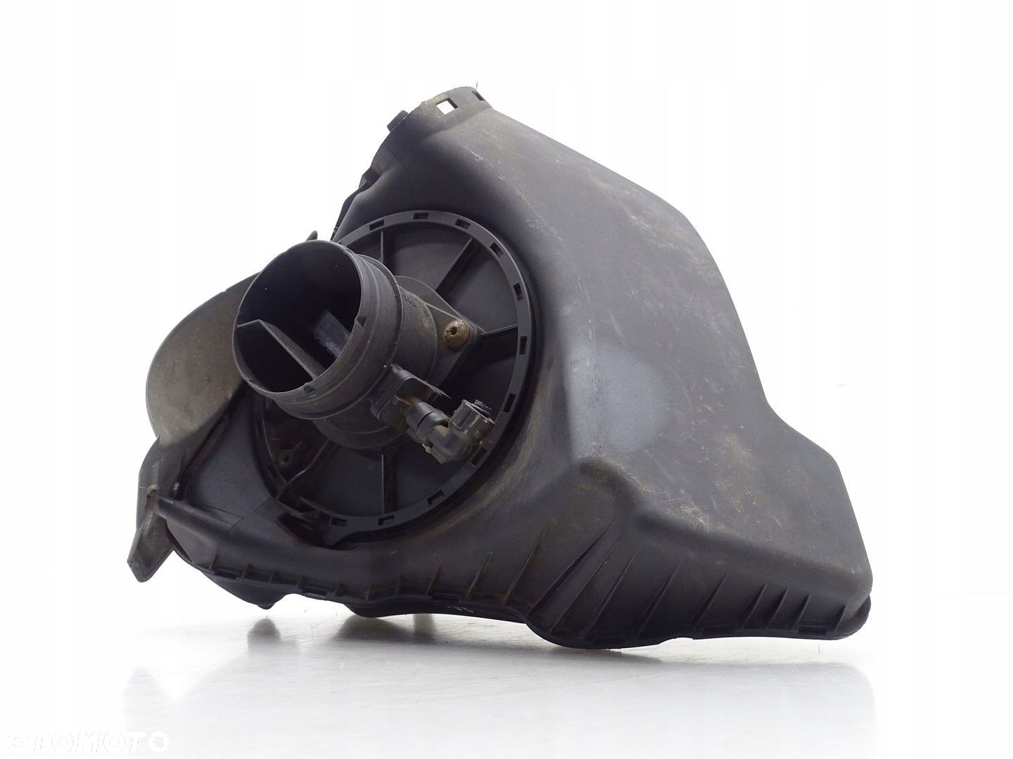 OBUDOWA FILTRA POWIETRZA AUDI A6 C7 4G 2.0 TDI 4G0133838T - 1