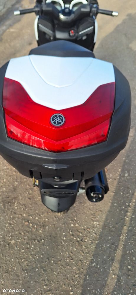 Yamaha X-max - 25