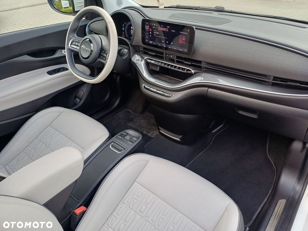 Fiat 500e - 23