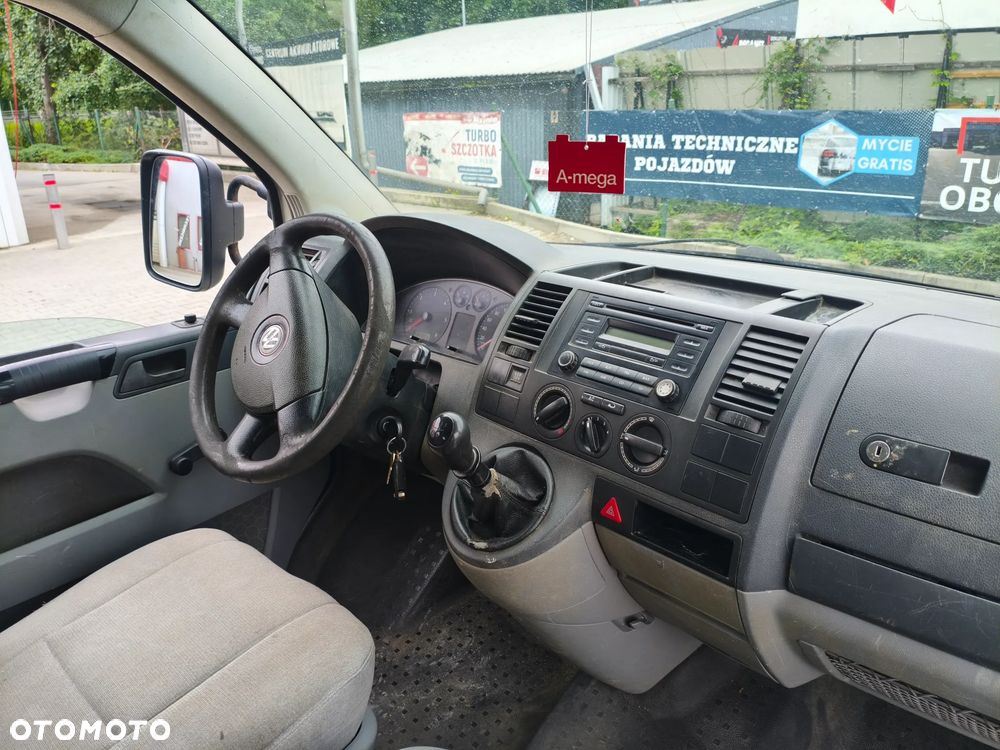 Volkswagen T5 - 3