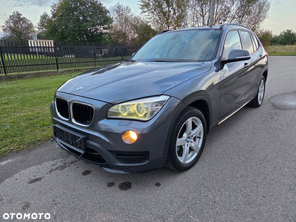 BMW X1 xDrive20d Sport Line - 1