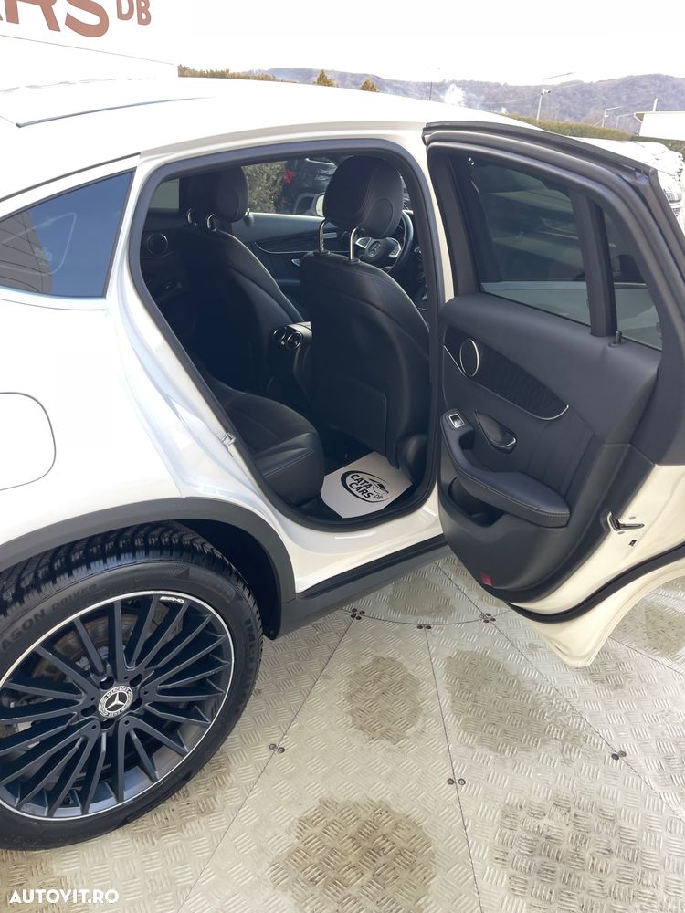 Mercedes-Benz GLC Coupe 250 d 4Matic 9G-TRONIC AMG Line - 24