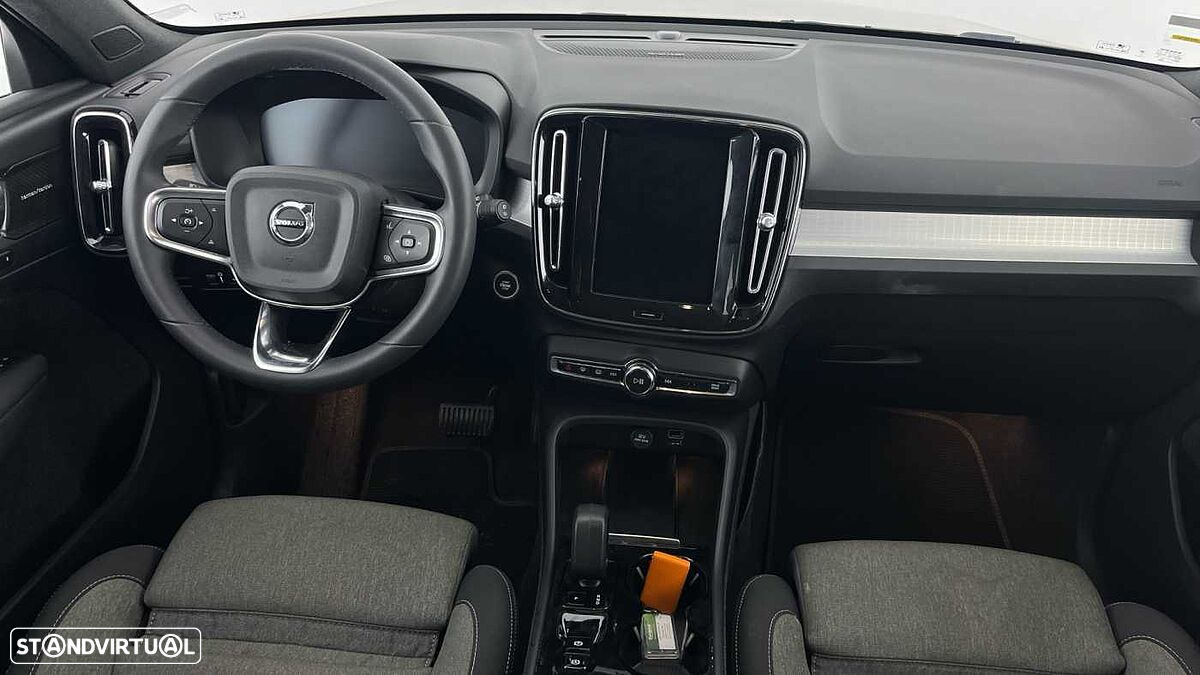 Volvo XC 40 - 9