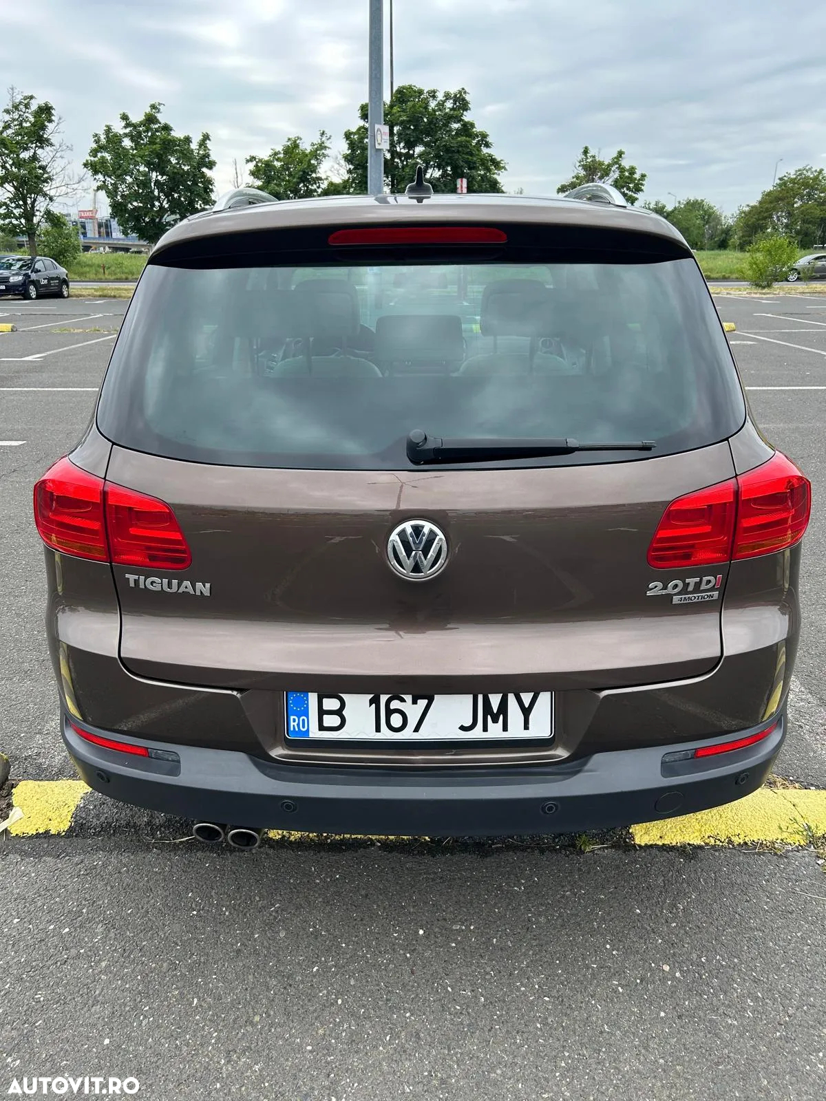 Volkswagen Tiguan 2.0 TDI 4Motion DSG BMT Track & Style - 4