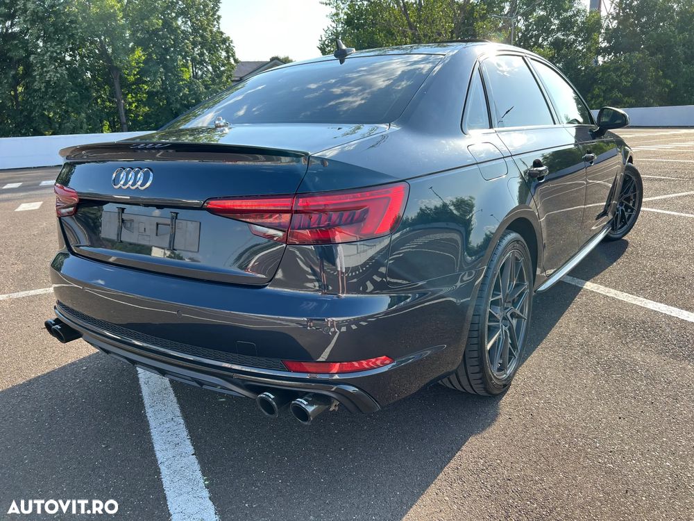 Audi A4 2.0 TFSI ultra S tronic - 12