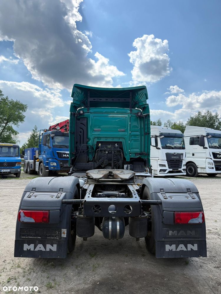 MAN - 8