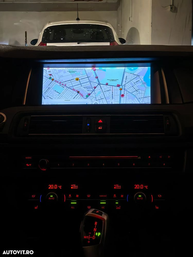 BMW Seria 5 525d xDrive - 4