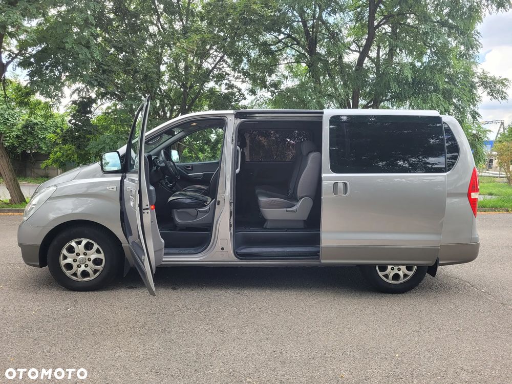 Hyundai H-1 2.5 CRDi Premium - 9