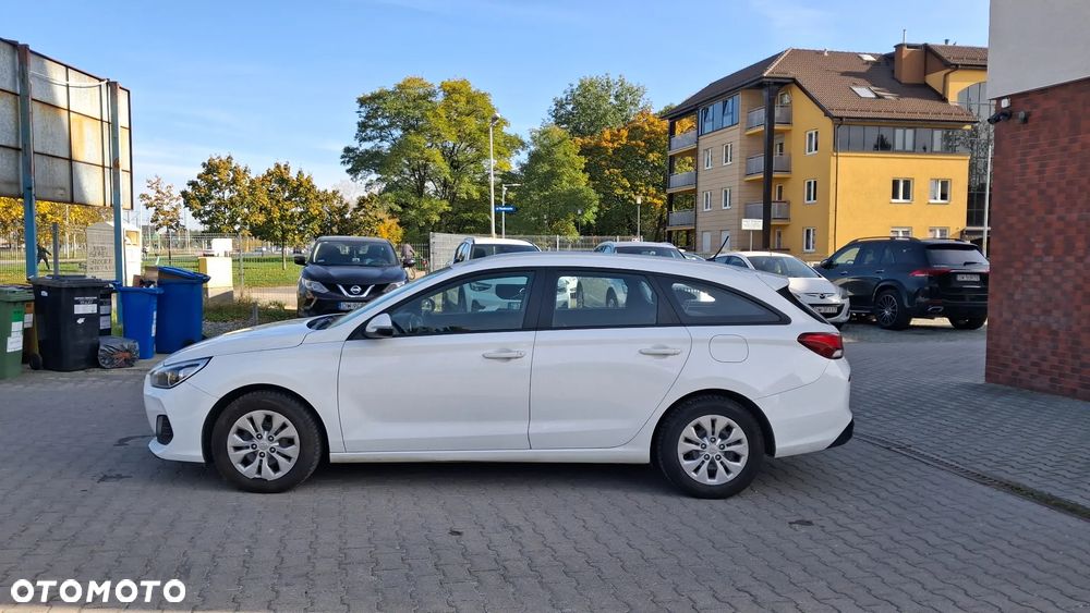 Hyundai i30 1.6 D Classic + - 2