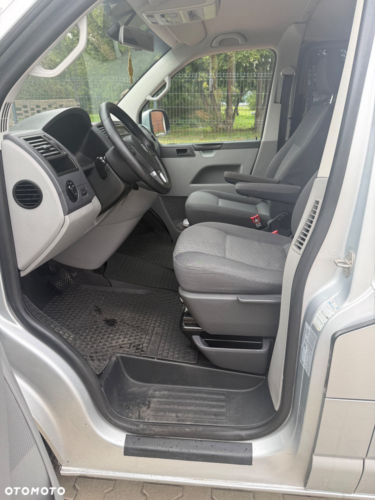 Volkswagen Transporter - 12