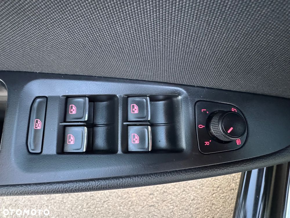 Seat Leon 2.0 TDI DPF Start&Stop FR - 39