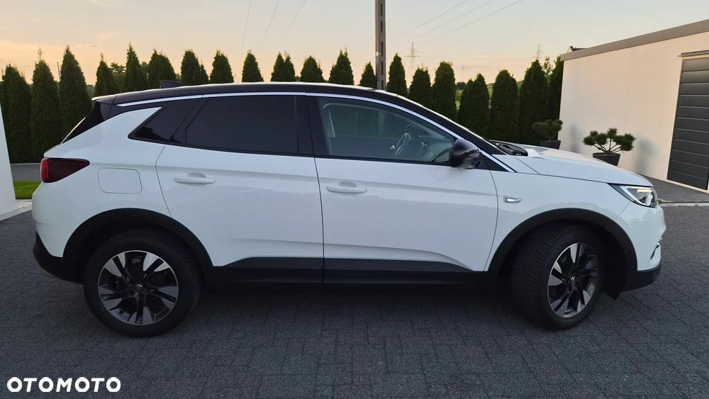 Opel Grandland X 1.2 Start/Stop Dynamic - 27