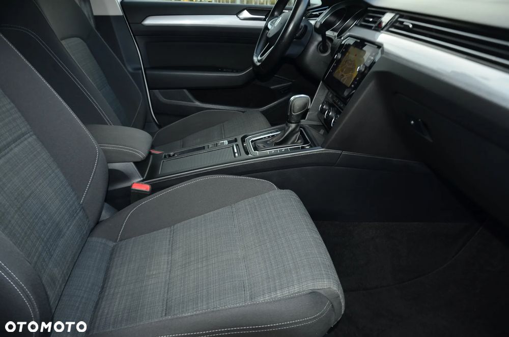 Volkswagen Passat 2.0 TDI BMT Comfortline DSG7 - 23