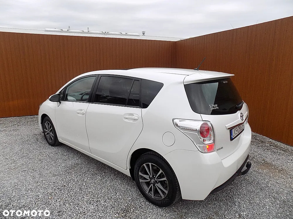 Toyota Verso 1.6 D-4D 5-Sitzer Start/Stop Executive - 4