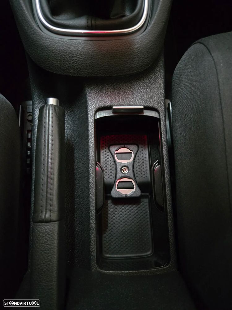 VW Golf Variant 1.6 TDi Confortline - 24