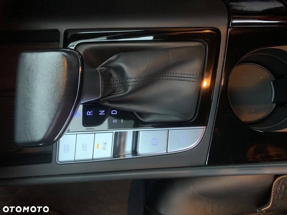 Hyundai Elantra 1.6 Smart CVT - 13