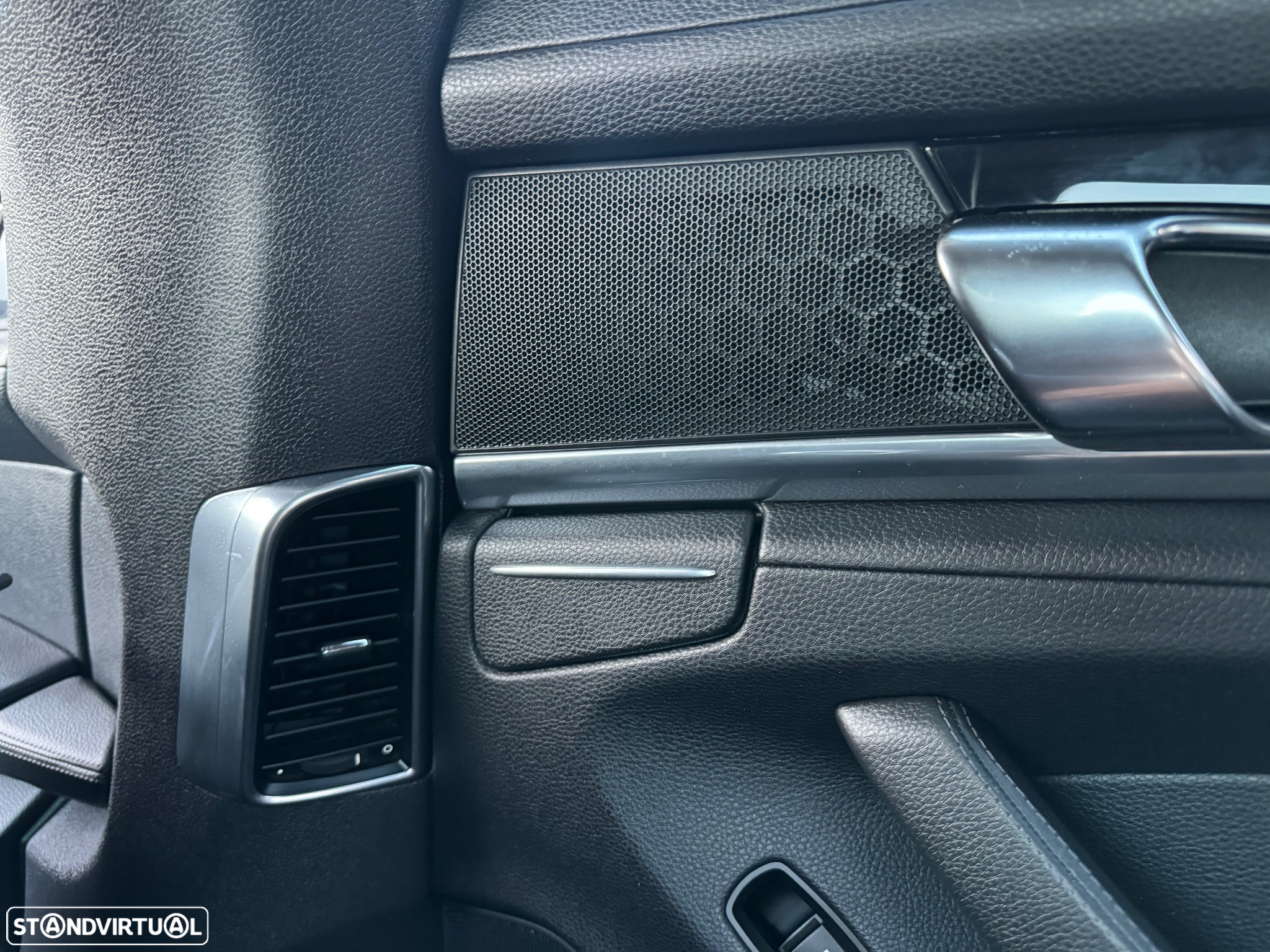 Porsche Panamera Platinum Edition - 22