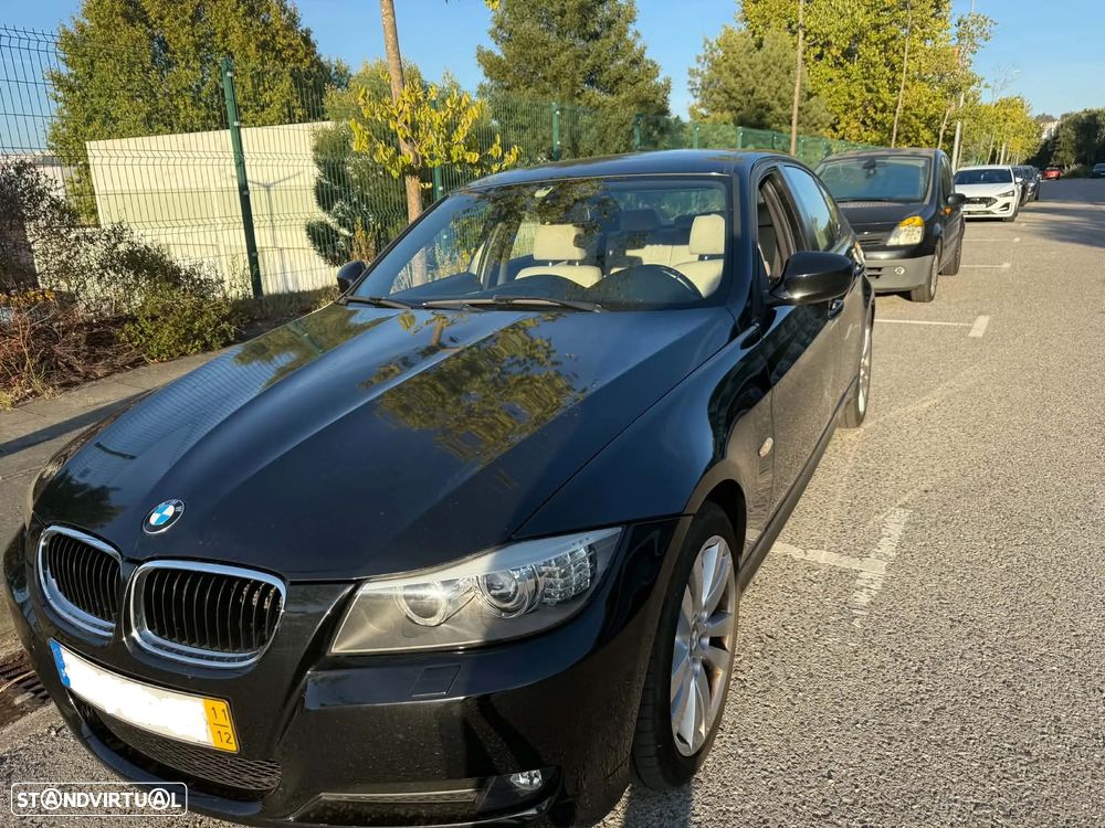 BMW 320 d Pack M - 8