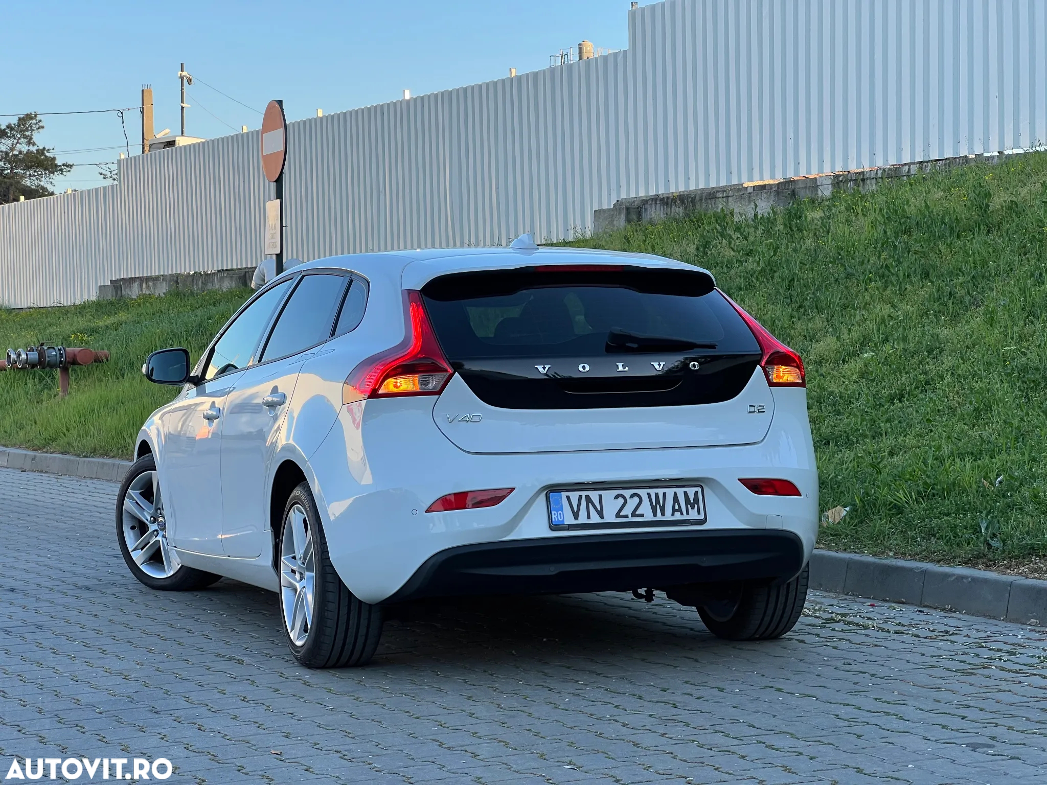 Volvo V40 D2 - 4