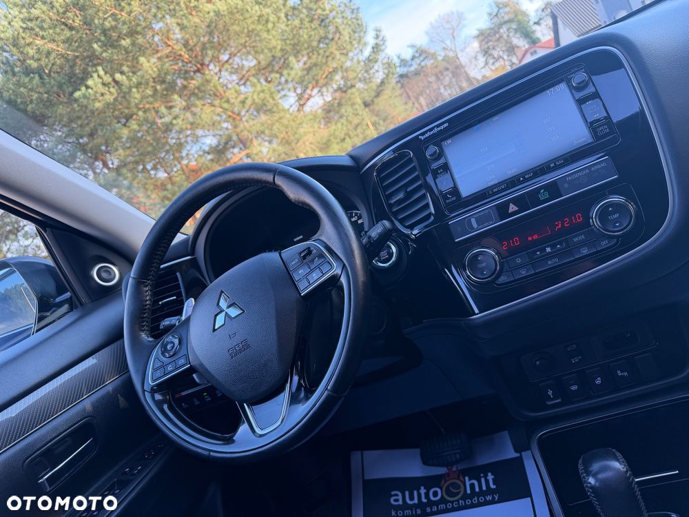 Mitsubishi Outlander 2.0 Instyle SDA 4WD CVT - 34