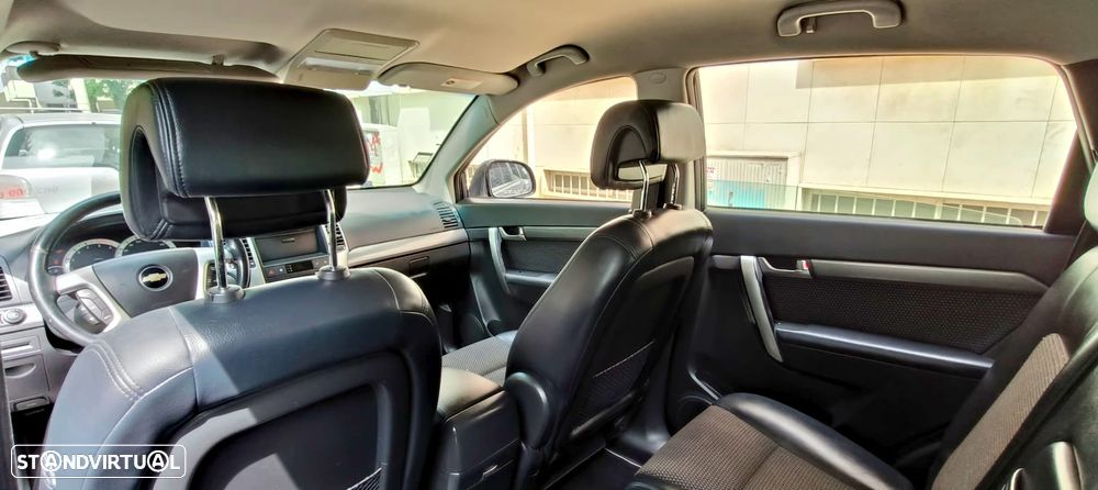 Chevrolet Captiva 2.0 VCDi Seven 7L - 11