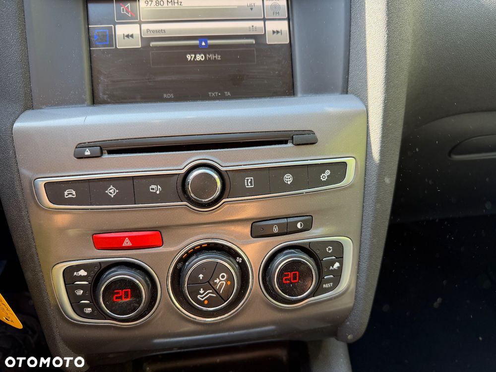Citroën C4 BlueHDi 120 Stop&Start Shine - 16
