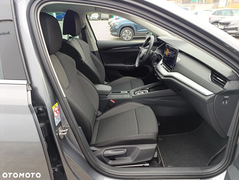Skoda Octavia 1.5 TSI mHEV Selection DSG - 20