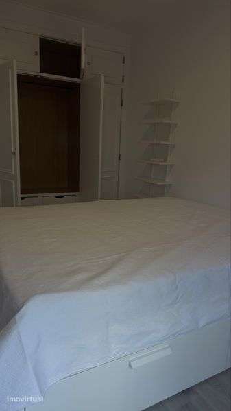 Alugo apartamento T 4 Praia Areia Branca - Grande imagem: 4/12