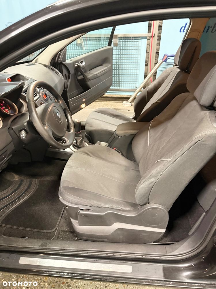 Renault Megane - 12