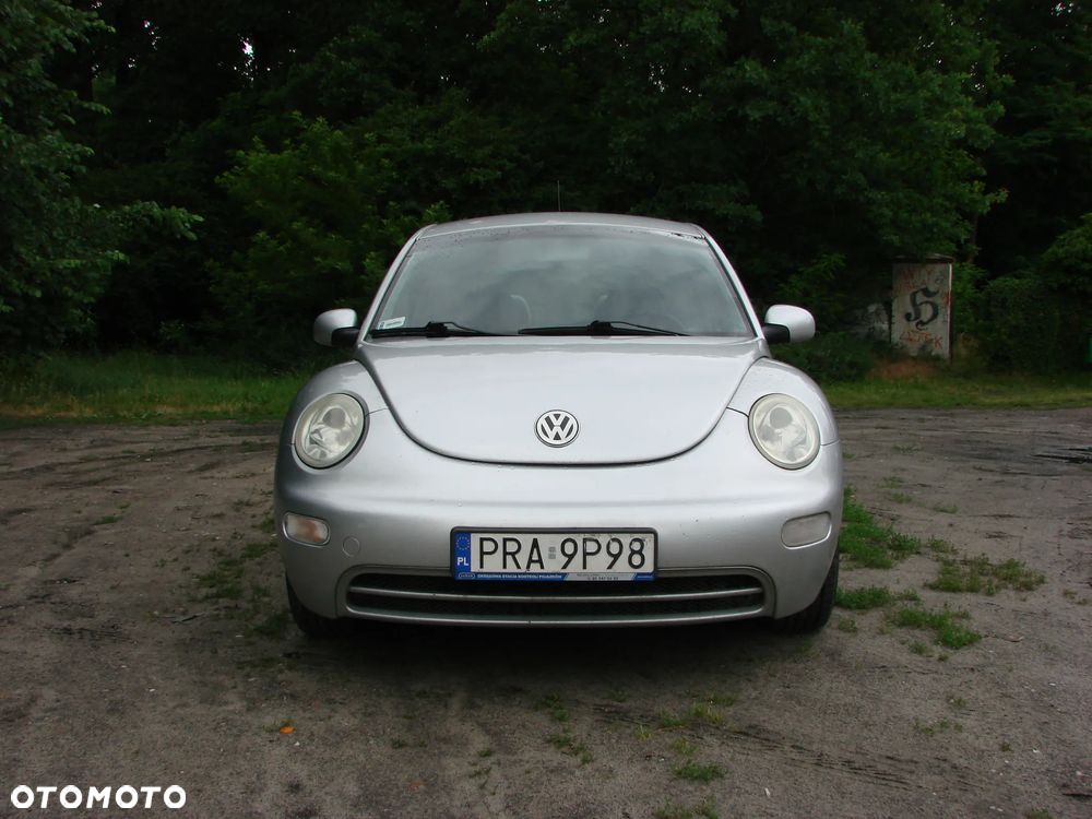 Volkswagen New Beetle - 2