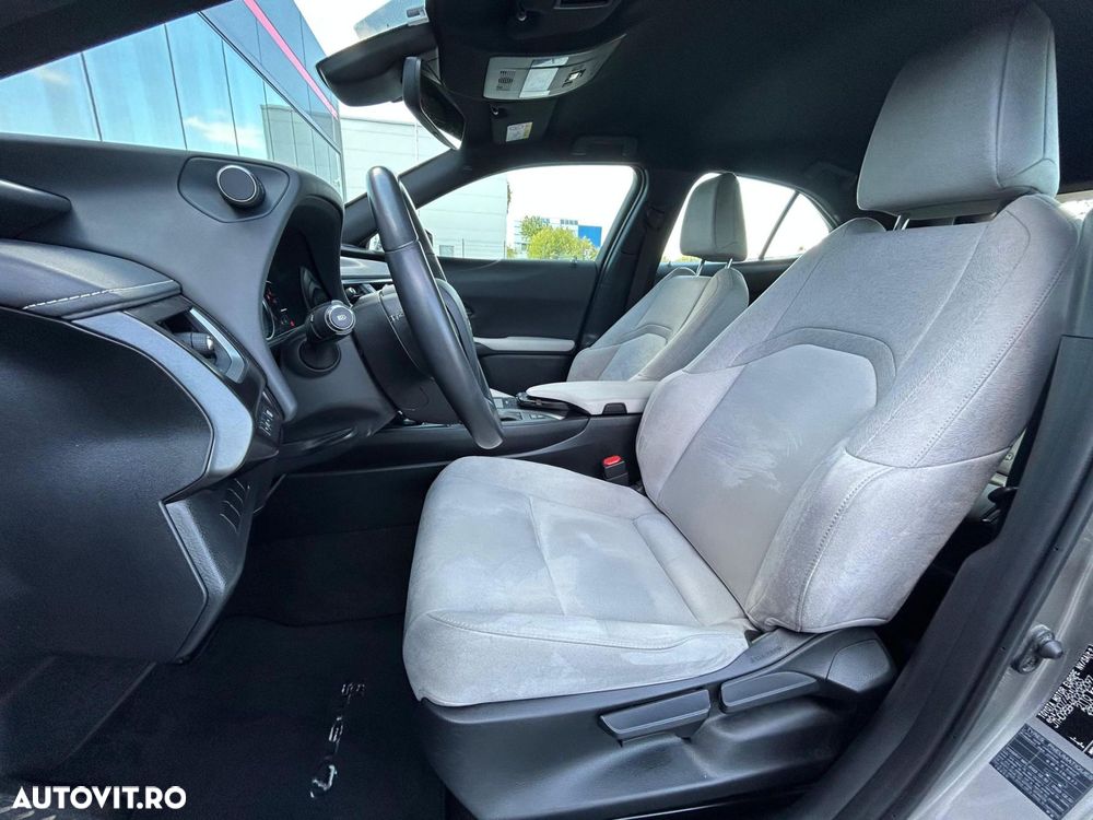 Lexus UX 250h 2.0L HEV 20H- (178 HP) 4X4 CVT Executive - 13