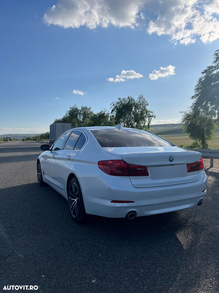 BMW Seria 5 520d xDrive Aut. Luxury Line - 9